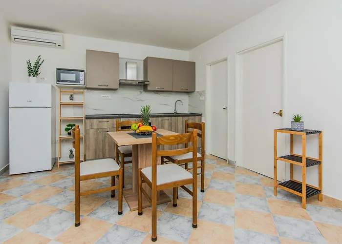 Apartmán With Parking Space Zukve, Zadar - 24559 *