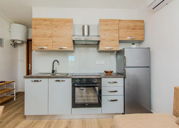 With Parking Space Zukve, Zadar - 24559 アパート ニン